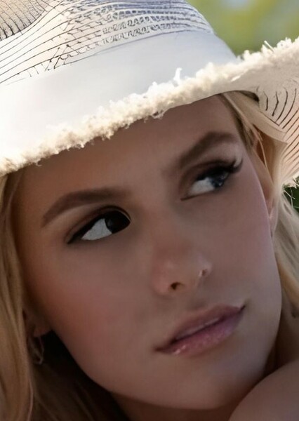 Madisyn Shipman photo