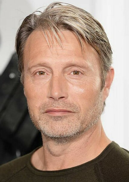 Mads Mikkelsen photo