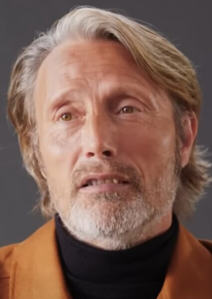 Mads Mikkelsen photo