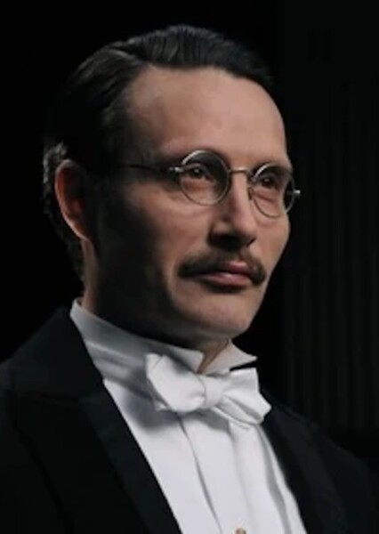 Mads Mikkelsen photo