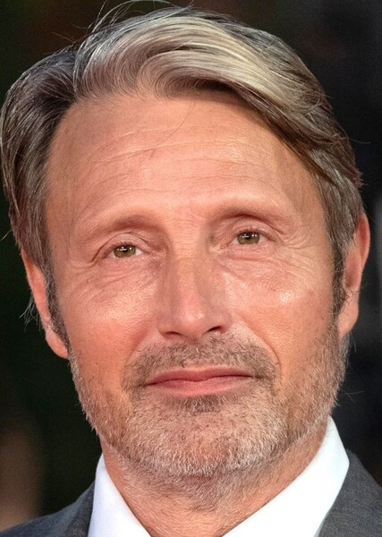 Mads Mikkelsen photo