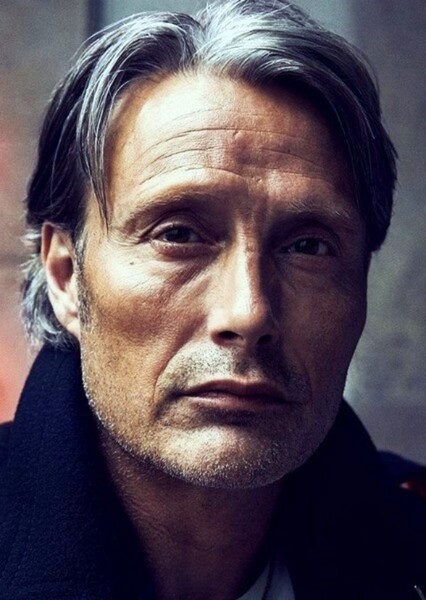Mads Mikkelsen photo