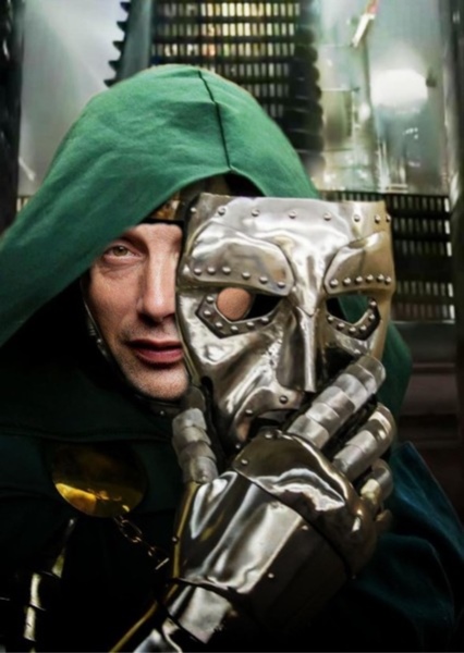 Mads Mikkelsen photo