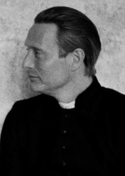 Mads Mikkelsen photo