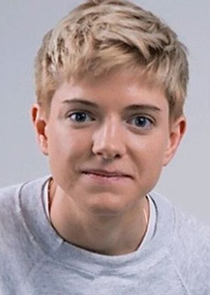Mae Martin