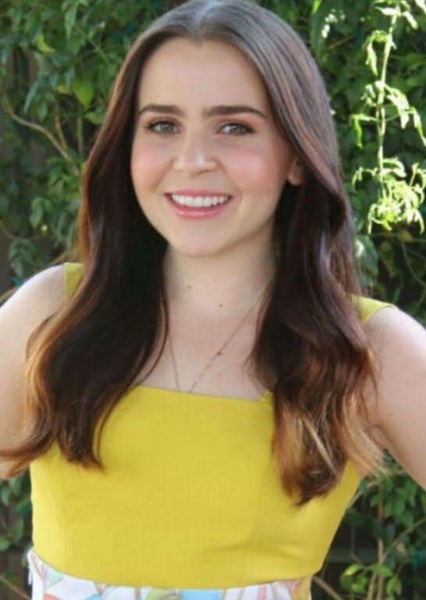 Mae Whitman photo