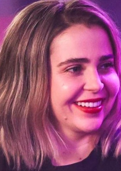 Mae Whitman photo