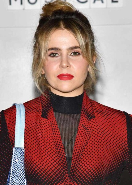 Mae Whitman photo