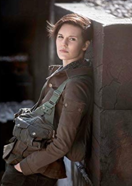Maggie Grace photo