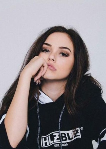 Maggie Lindemann photo