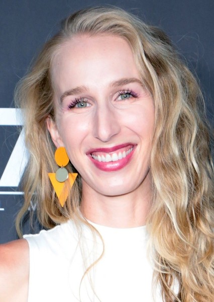 Maggie Robertson