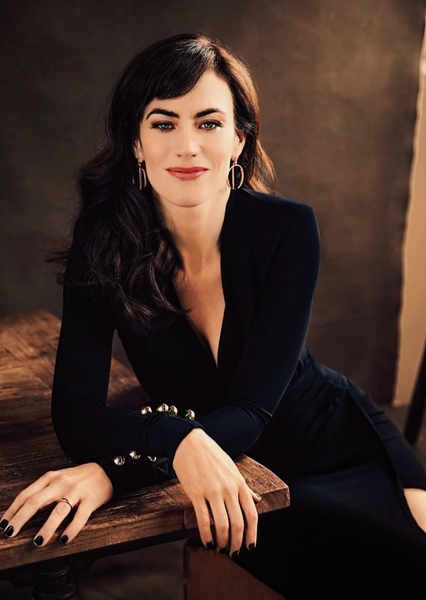 Maggie Siff photo
