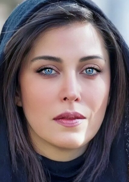 Mahtab Keramati photo