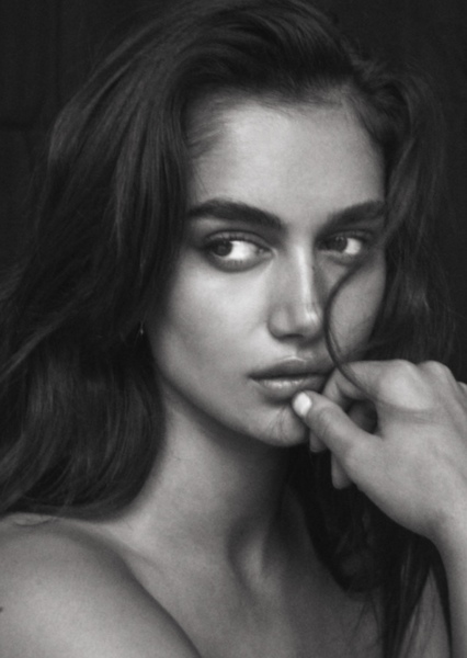 Maia Cotton photo