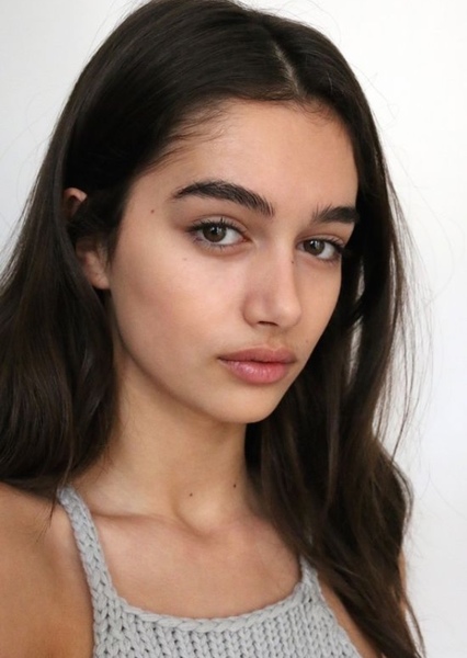 Maia Cotton photo