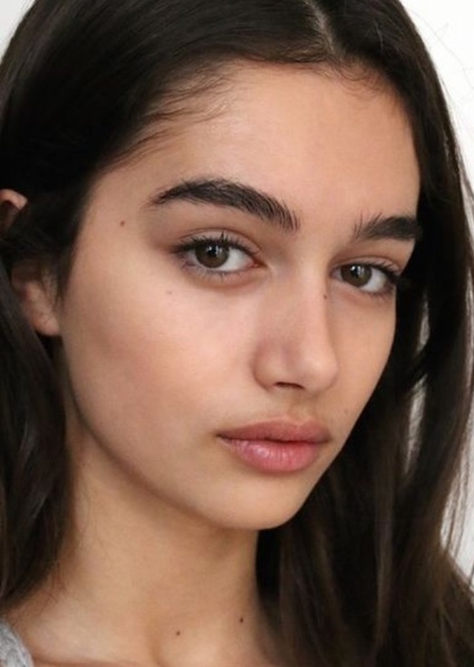 Maia Cotton photo