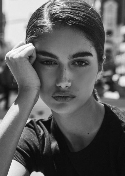 Maia Cotton photo