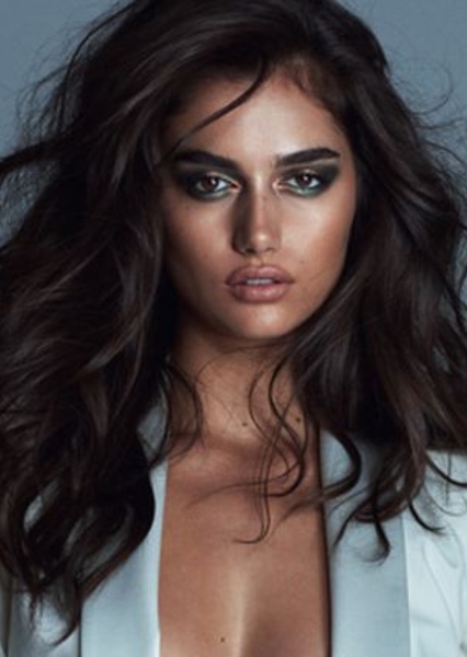 Maia Cotton photo