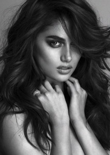 Maia Cotton photo
