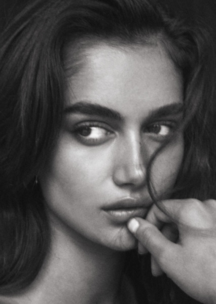 Maia Cotton photo