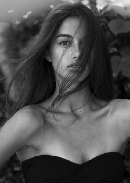 Maia Cotton photo