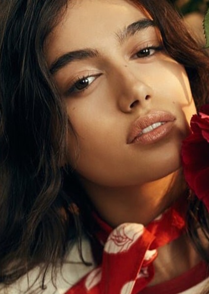 Maia Cotton photo