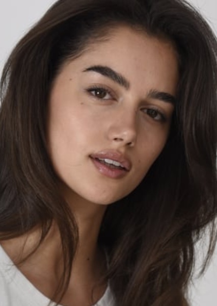 Maia Cotton photo