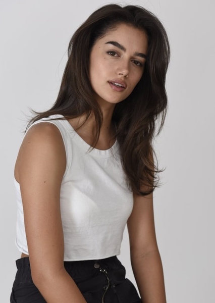 Maia Cotton photo