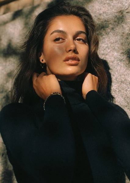 Maia Cotton photo