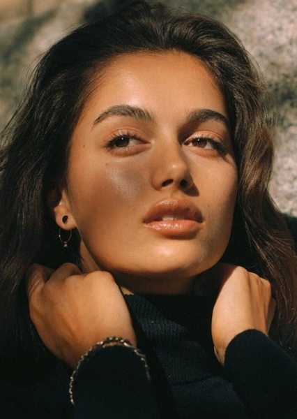Maia Cotton photo