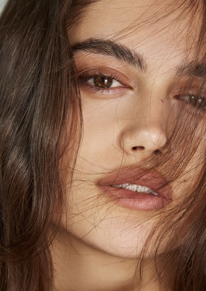 Maia Cotton photo