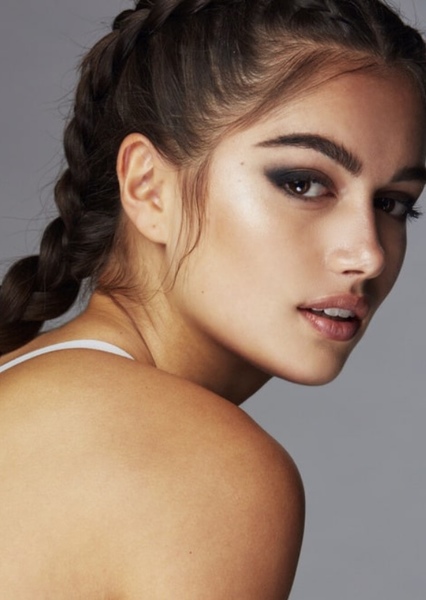Maia Cotton photo