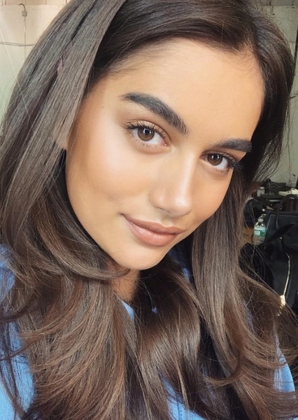 Maia Cotton photo