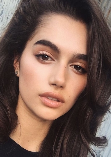 Maia Cotton photo