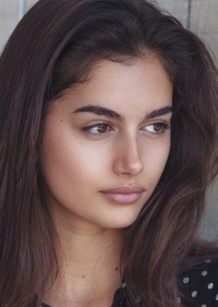 Maia Cotton photo
