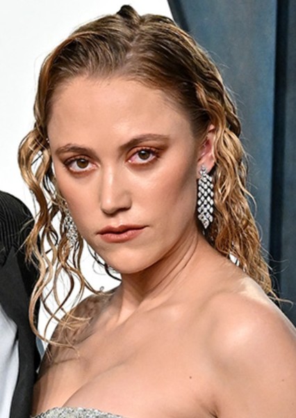 Maika Monroe photo