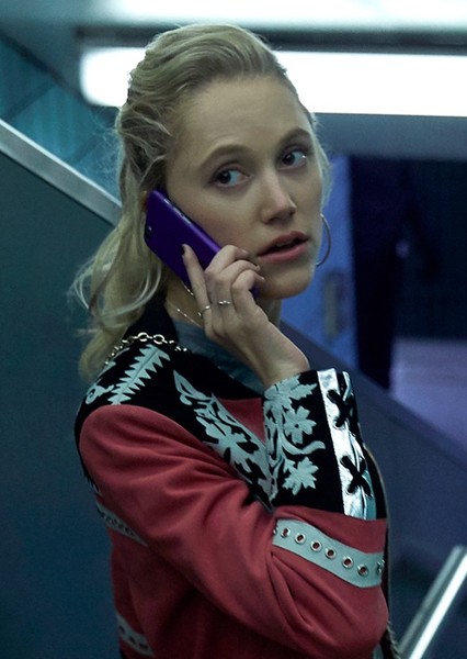 Maika Monroe