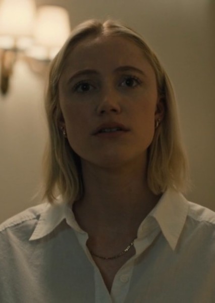 Maika Monroe photo
