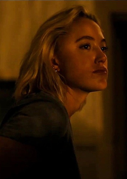 Maika Monroe