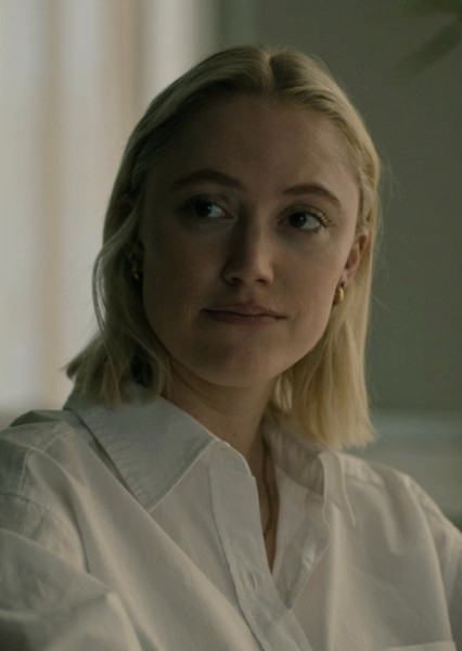 Maika Monroe photo