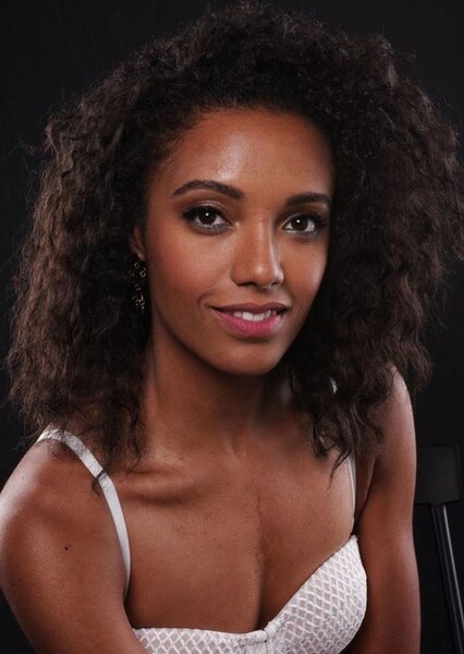 Maisie Richardson-Sellers