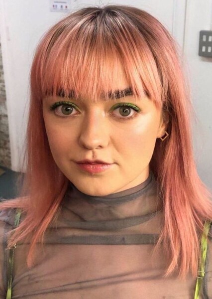 Maisie Williams photo