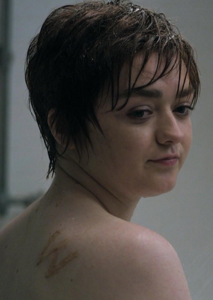 Maisie Williams photo