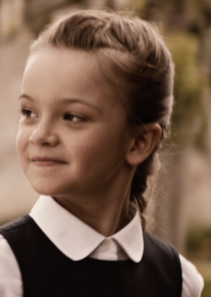 Maisy De Freitas photo