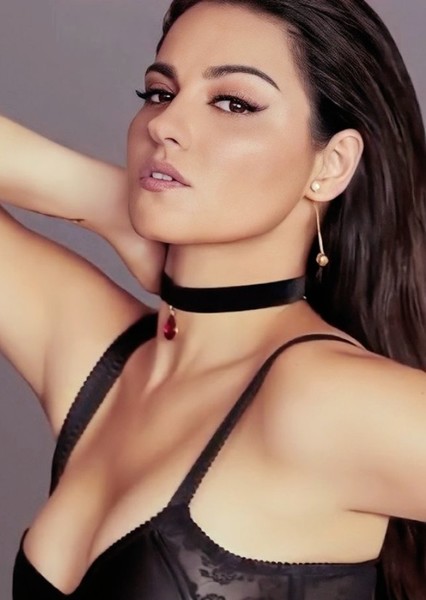 Maite Perroni photo