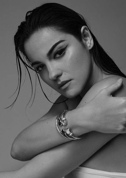 Maite Perroni photo