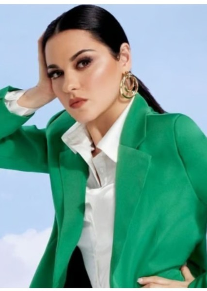 Maite Perroni photo