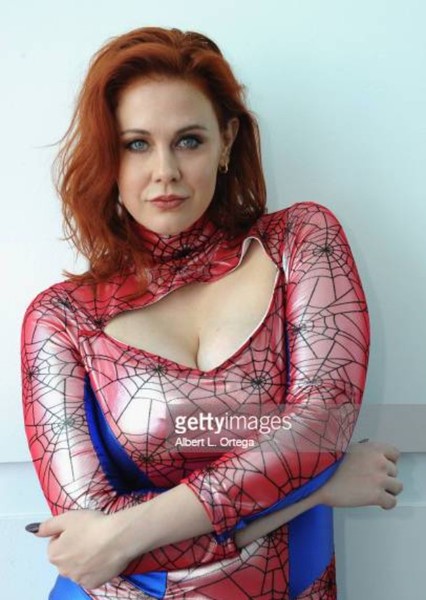 Maitland Ward photo