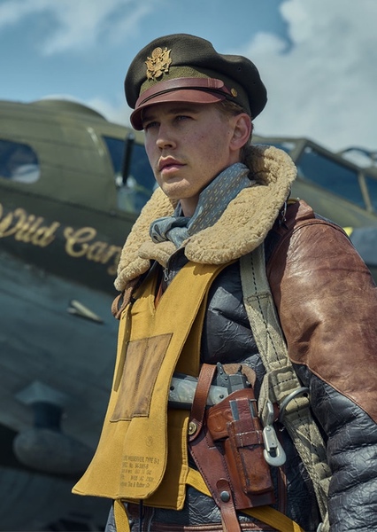 Major Gale "Buck" Cleven (Austin Butler) photo