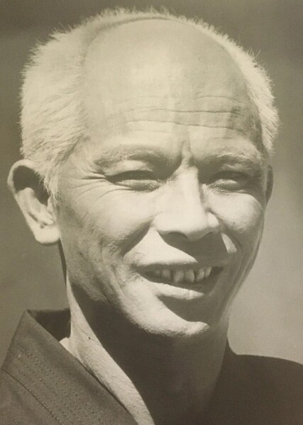 Mako Iwamatsu